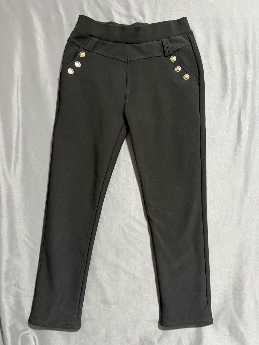 Black Button-Accent Ponte Leggings
